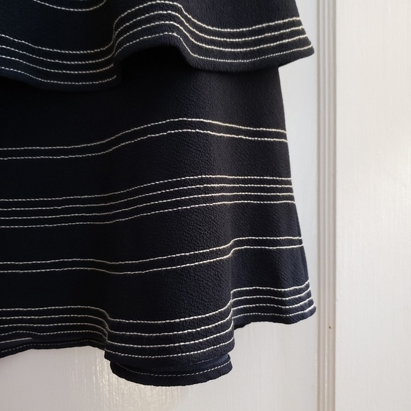 Banana Republic | 8 Navy skirt white stitch ruffle double layer - Picture 3 of 10